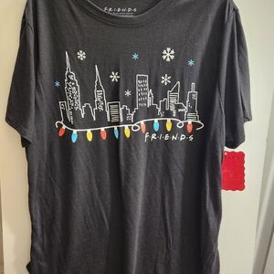 Friends Graphic Women Holiday Lights Top Sz. XXL(19) Black